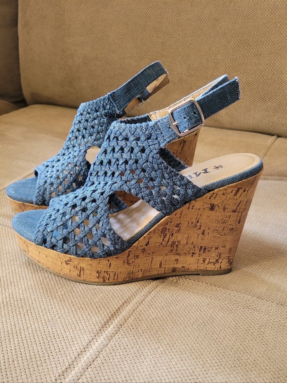 Braided Denim Fabric Wedge With Metallic Silver Thread - Picture 4 of 5